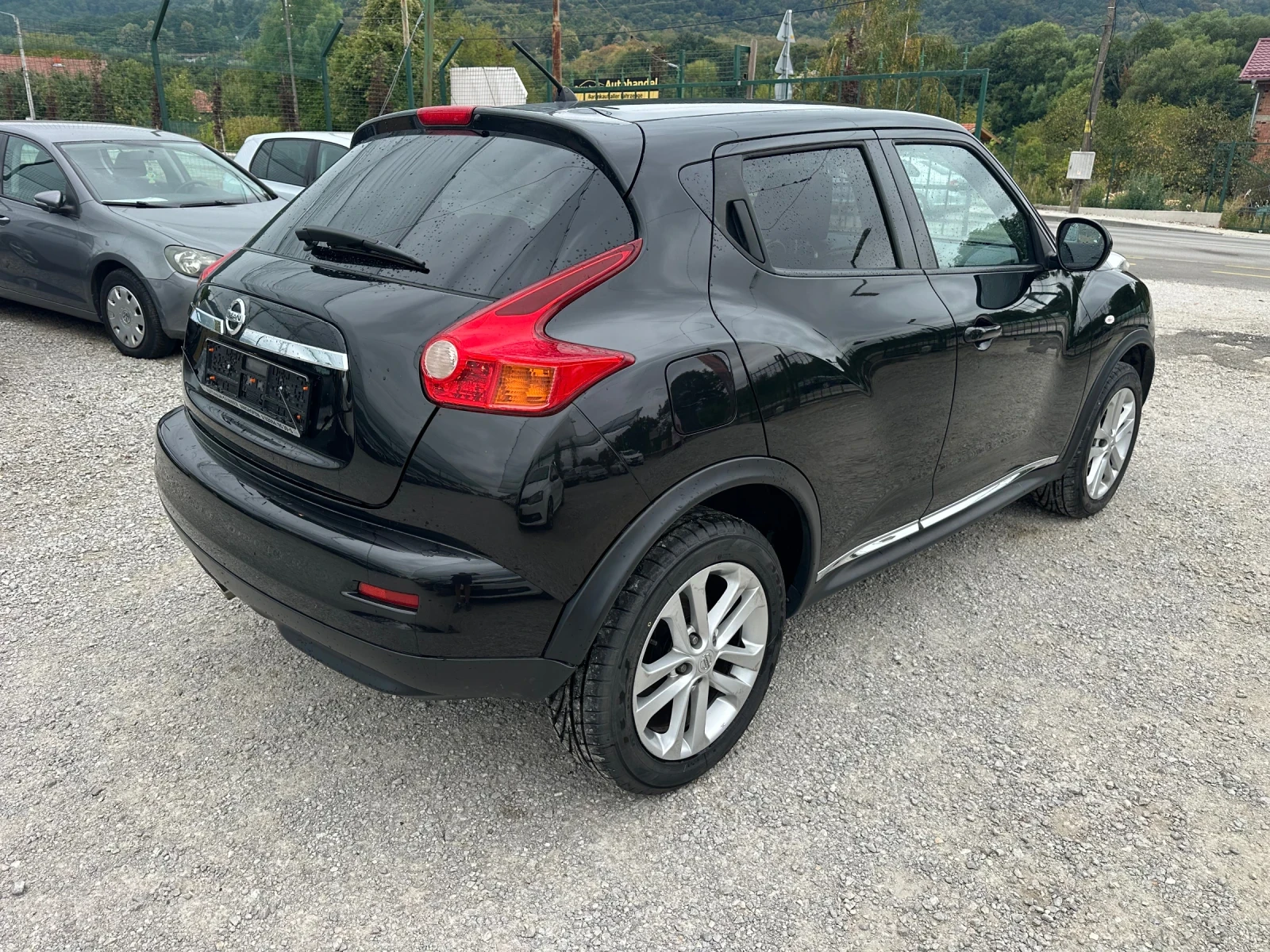 Nissan Juke 1.6 I 190kc, снимка 5 - Автомобили и джипове - 55851237