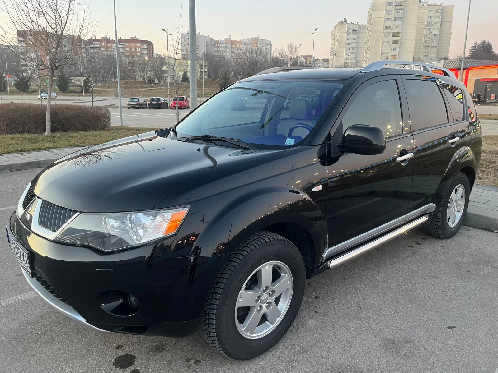 Mitsubishi Outlander 2.4 MIVEC | ГАЗ-Бензин | 4WD | 6+ 1