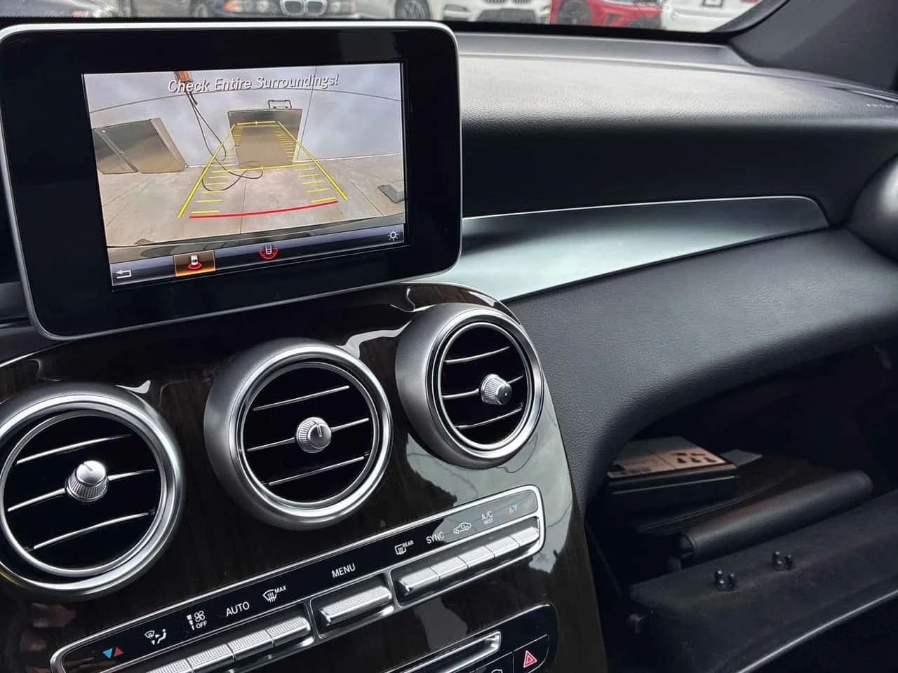 Mercedes-Benz GLC 300 * CARFAX * ����� �� ����������� | Mobile.bg � ����������� 16