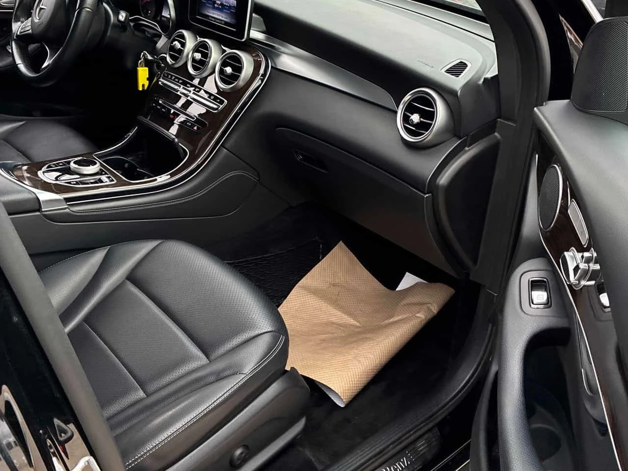 Mercedes-Benz GLC 300 * CARFAX * ����� �� ����������� | Mobile.bg � ����������� 15