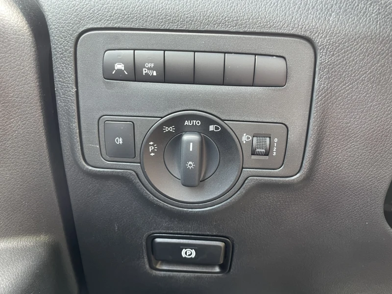 Mercedes-Benz Vito 110 CDI, снимка 16 - Бусове и автобуси - 50447208