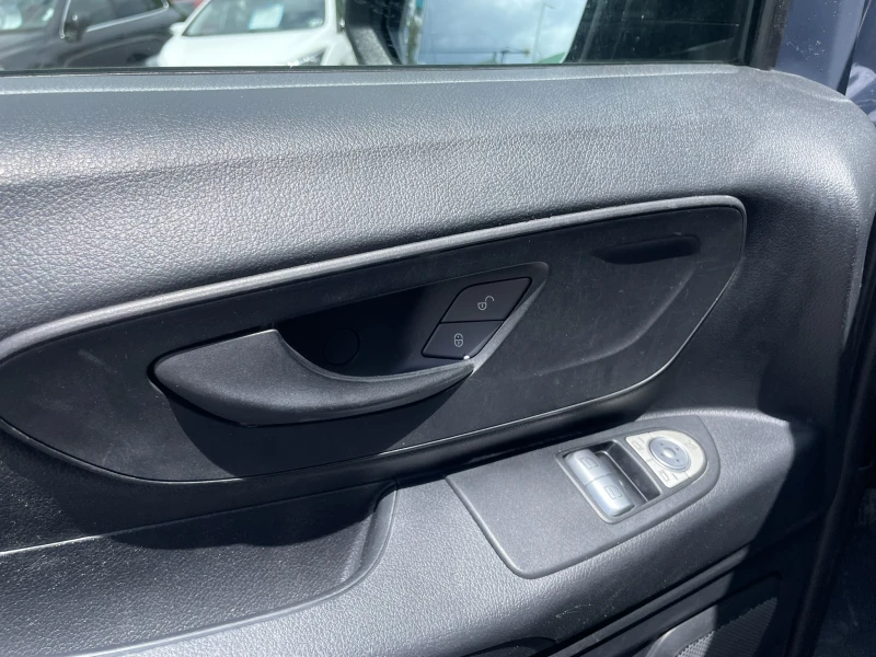 Mercedes-Benz Vito 110 CDI, снимка 12 - Бусове и автобуси - 50447208