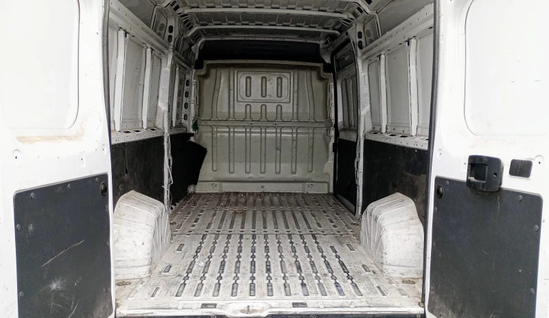 Peugeot Boxer 2.2 Blue HDI L3H2, снимка 9 - Бусове и автобуси - 52799990