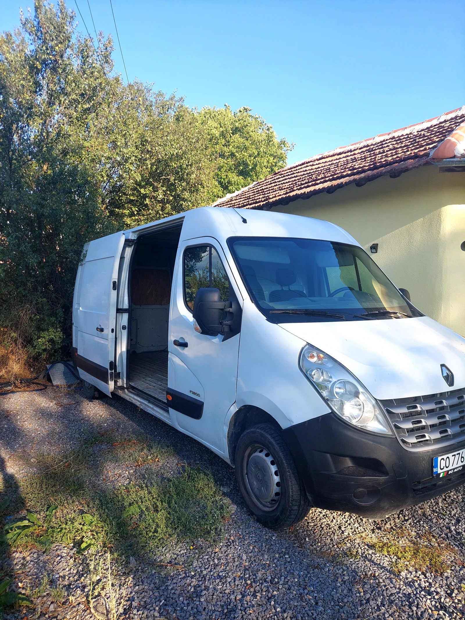 Renault Master, снимка 2 - Бусове и автобуси - 56059433