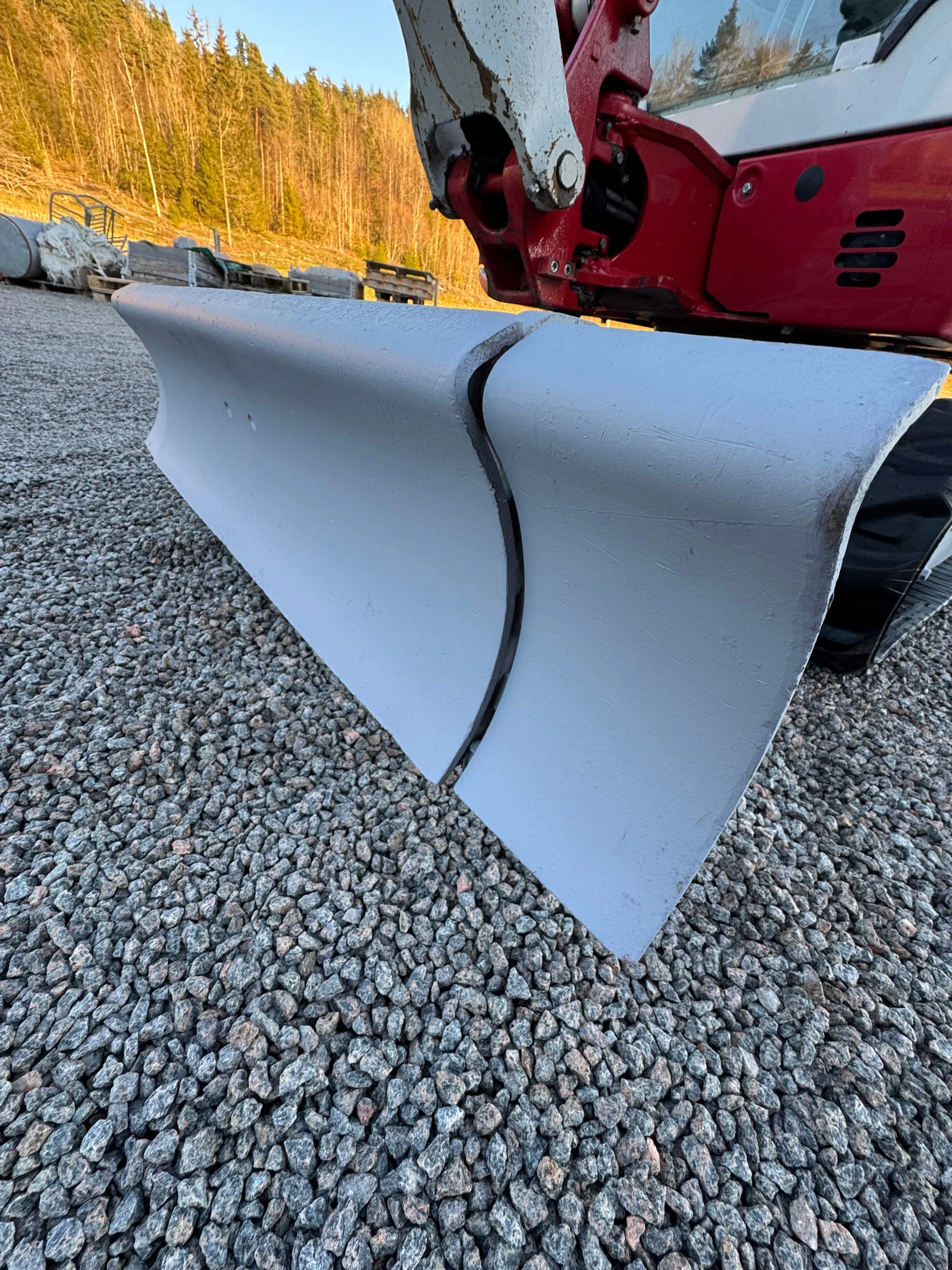 ����� Takeuchi TB216A | Mobile.bg � ����������� 3