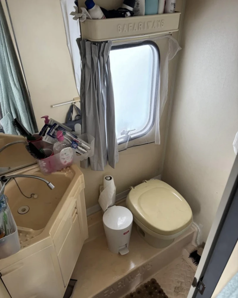 Кемпер Други Safariway Sidney, снимка 13 - Каравани и кемпери - 53316712