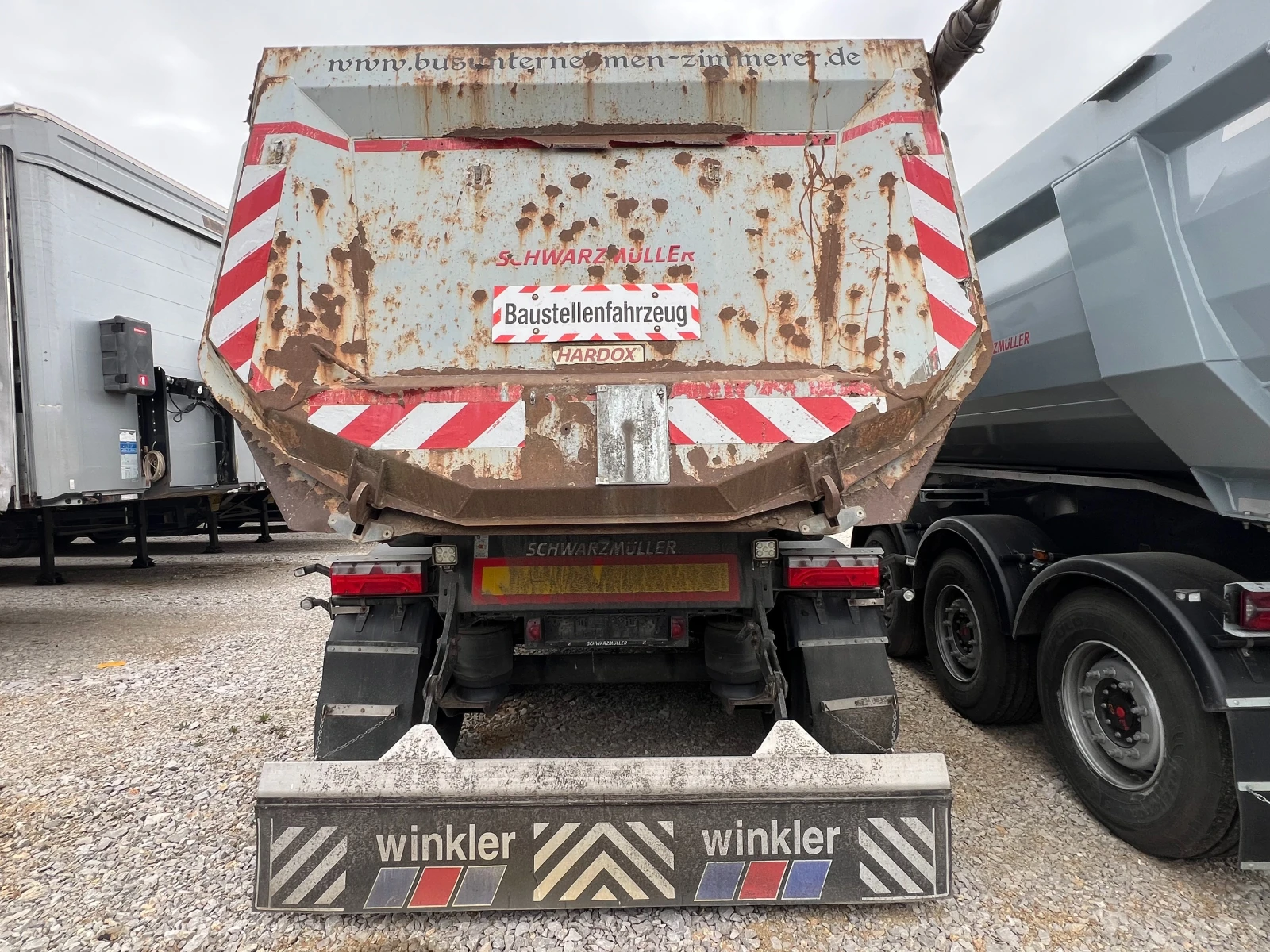 Полуремарке Schwarzmuller 6230кг, 28м3, ALCOA, боге, снимка 5 - Ремаркета - 53894747