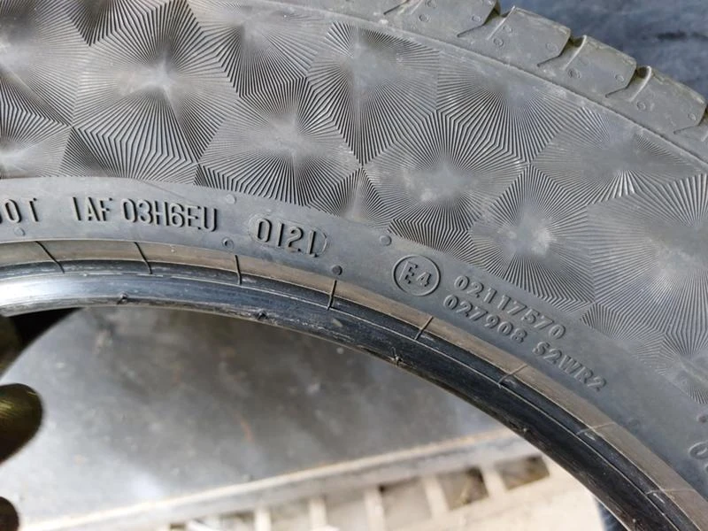 Гуми Летни 235/55R19, снимка 8 - Гуми и джанти - 36800909