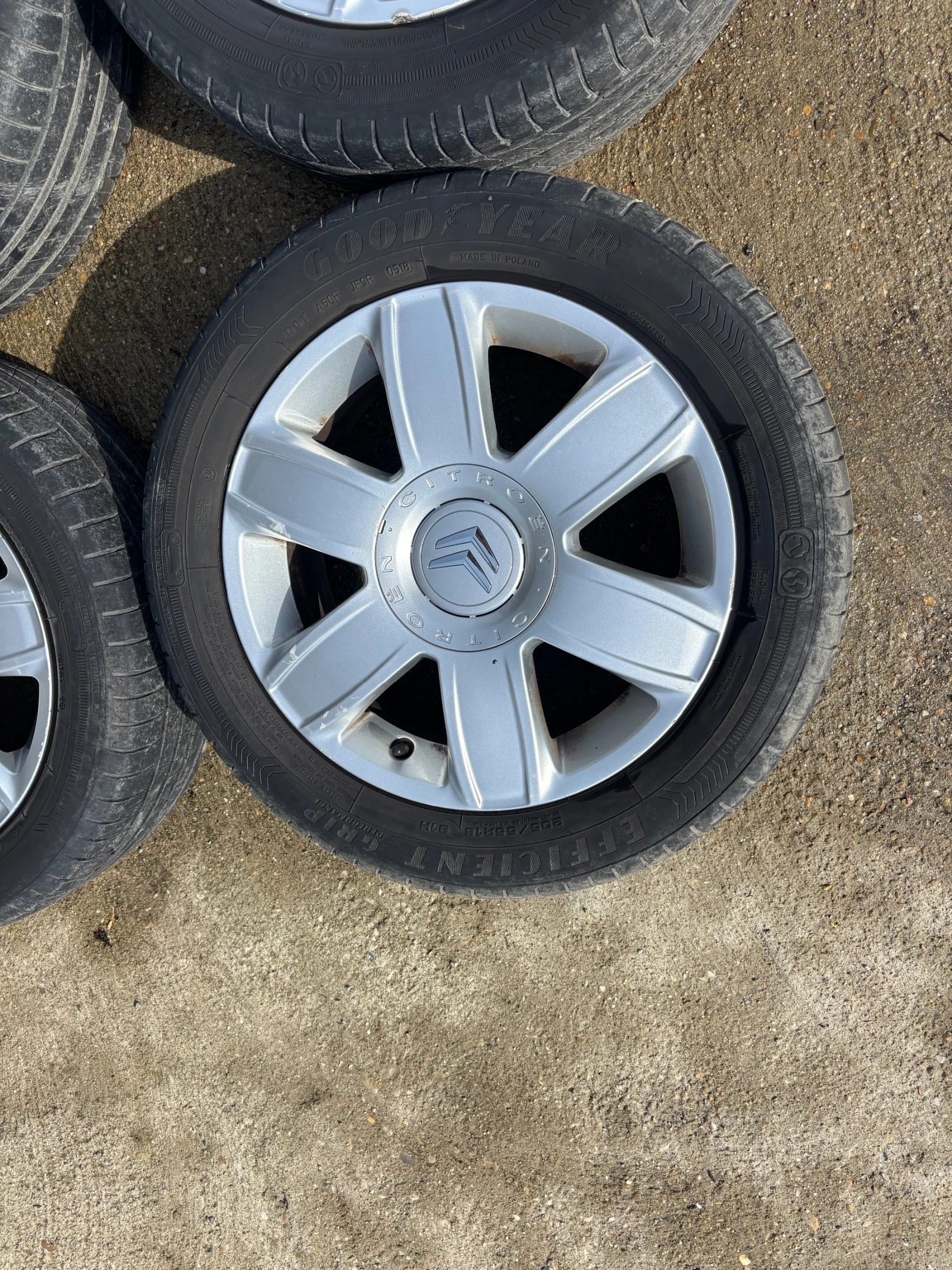 Гуми с джанти Goodyear 205/55R16, снимка 5 - Гуми и джанти - 53809682