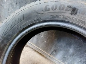 Гуми Зимни 215/60R17, снимка 5 - Гуми и джанти - 39399026