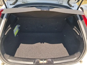 Volvo V40 D4 190кс АВТОМАТИК, снимка 14