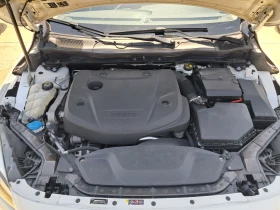 Volvo V40 D4 190кс АВТОМАТИК, снимка 15