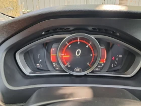 Volvo V40 D4 190кс АВТОМАТИК, снимка 16