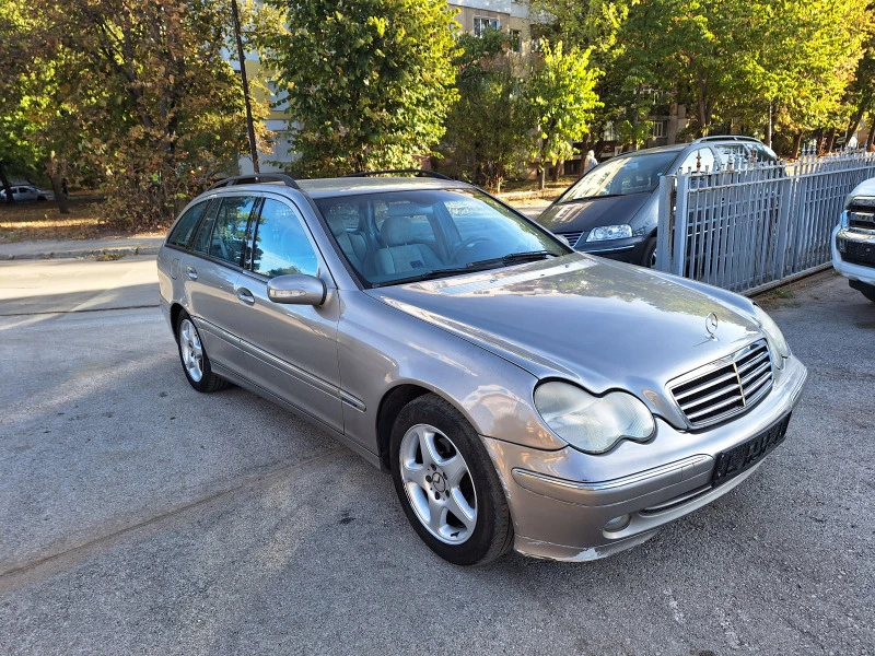 Mercedes-Benz C 220 2.2Cdi 143kc 6ck, снимка 3 - Автомобили и джипове - 42600062