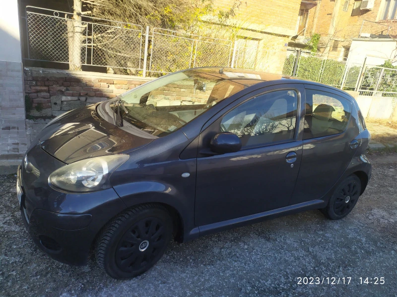 Toyota Aygo, снимка 3 - Автомобили и джипове - 47401277