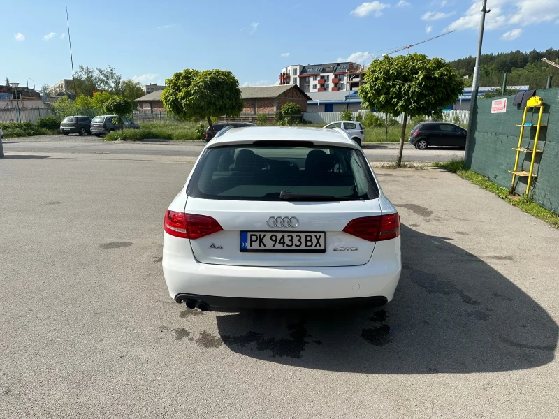 Audi A4, снимка 2 - Автомобили и джипове - 47414361