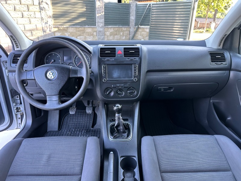 VW Golf 1.9TDI, снимка 9 - Автомобили и джипове - 46749599