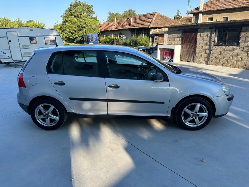 VW Golf 1.9TDI, снимка 6 - Автомобили и джипове - 46749599