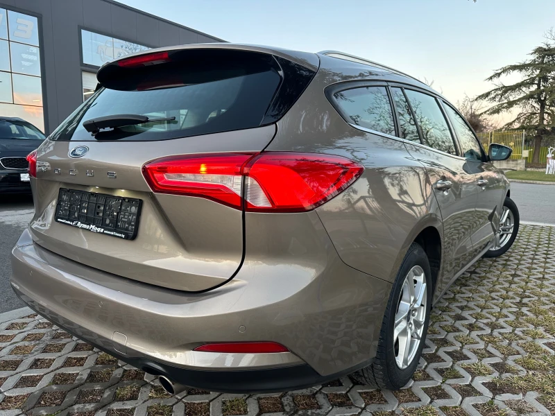 Ford Focus 1.5 NAVI.LED, снимка 4 - Автомобили и джипове - 48434739