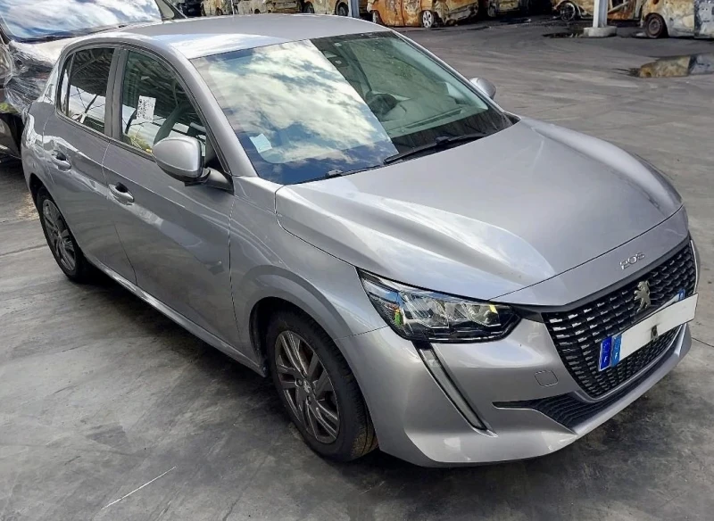 Peugeot 208 1.5 BlueHDI , снимка 1 - Автомобили и джипове - 48692009