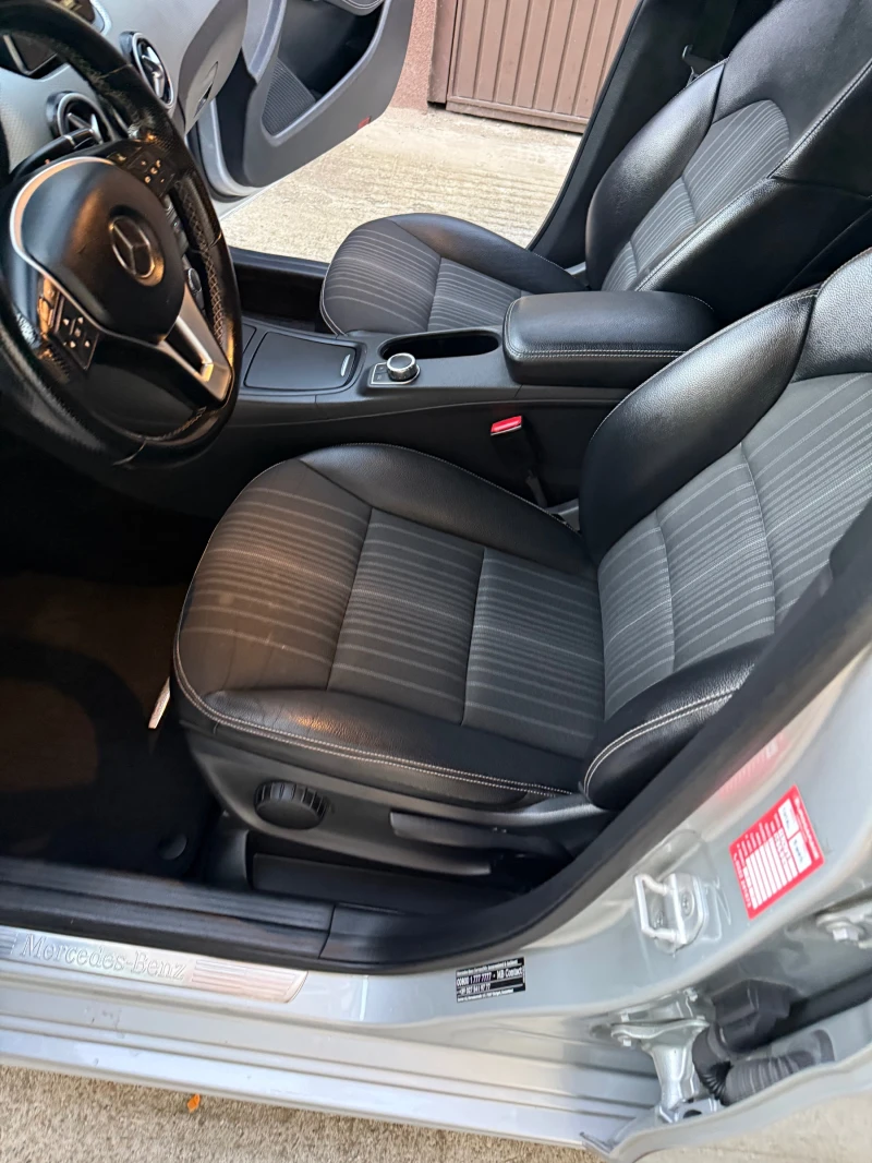 Mercedes-Benz B 220 AVTOMATIK, снимка 11 - Автомобили и джипове - 52393191