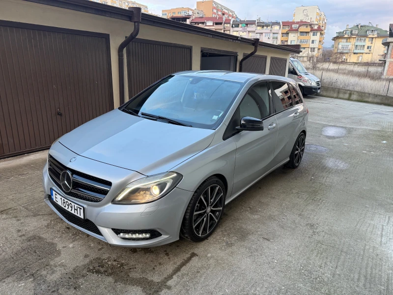 Mercedes-Benz B 220 AVTOMATIK, снимка 2 - Автомобили и джипове - 52393191