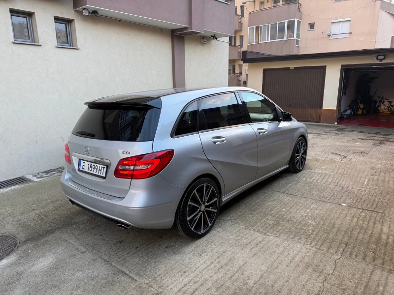 Mercedes-Benz B 220 AVTOMATIK, снимка 4 - Автомобили и джипове - 52393191