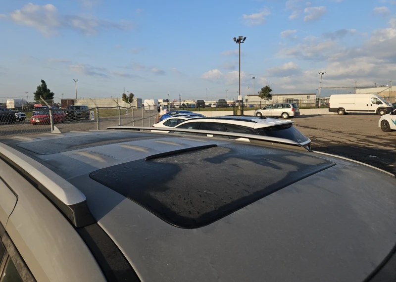 Kia Carnival, снимка 14 - Автомобили и джипове - 52749789