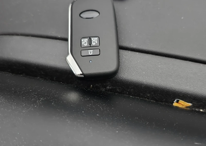 Kia Carnival, снимка 7 - Автомобили и джипове - 52749789