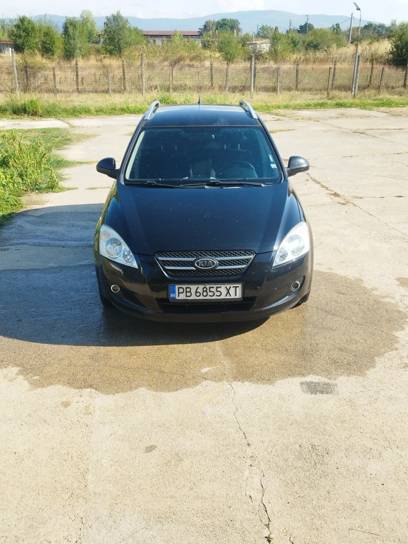 Kia Ceed 1.6 CRDI, снимка 2 - Автомобили и джипове - 52571443