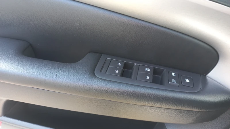 Chevrolet Epica 2.0 АВТОМАТИК, снимка 12 - Автомобили и джипове - 52731278