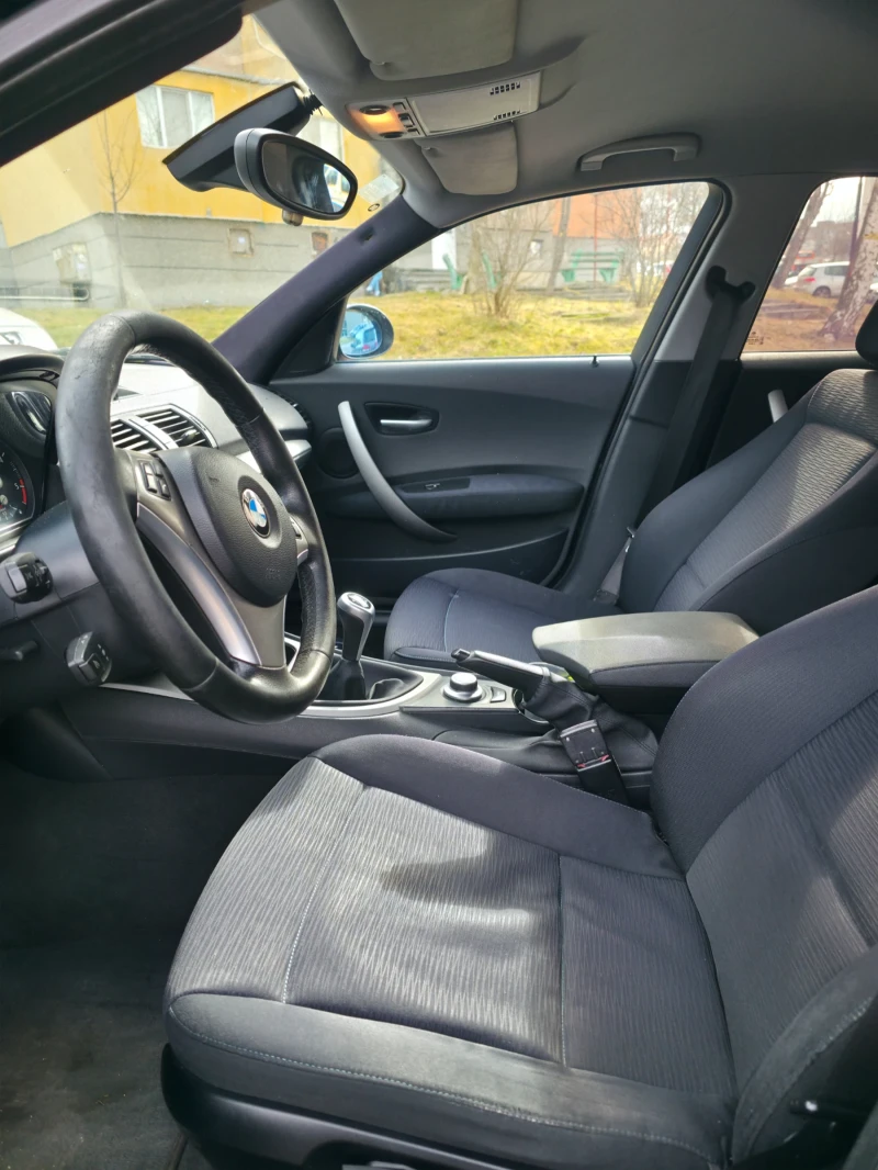 BMW 118 E87 M47 Ръчка., снимка 6 - Автомобили и джипове - 53466044