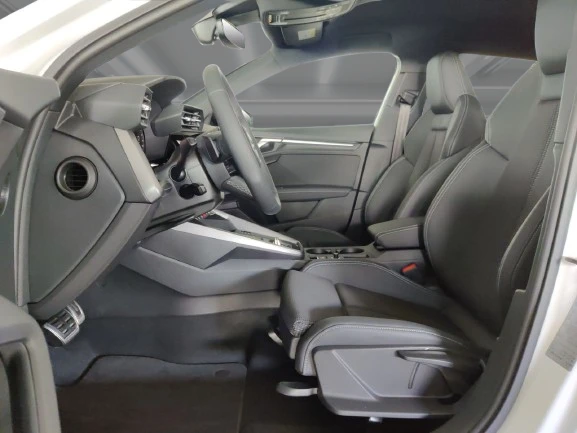 Audi A3 Sportback 35 TDI = S-line= Гаранция - изображение 7