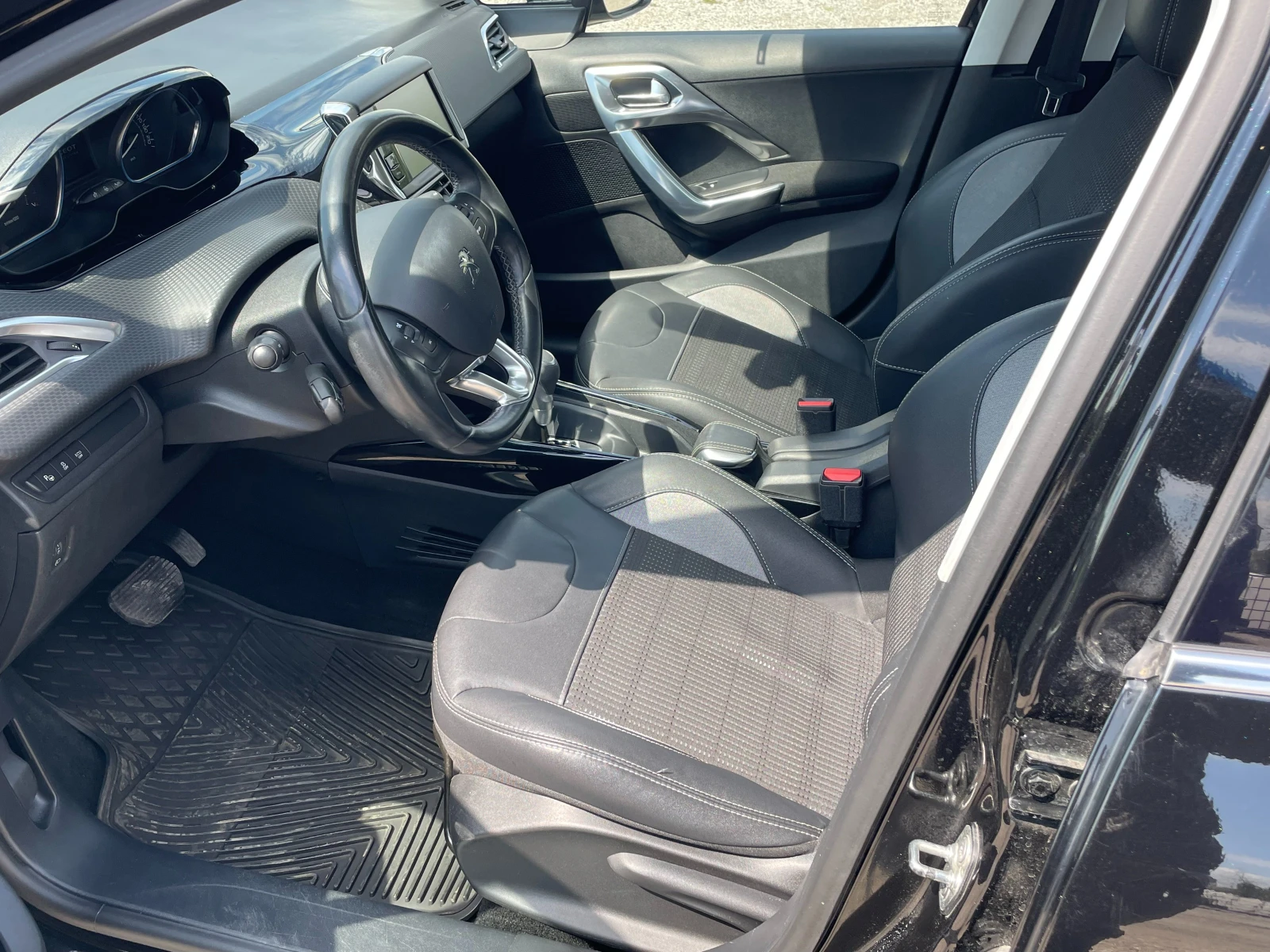 Peugeot 2008 АВТОМАТИК 98000км. - изображение 9