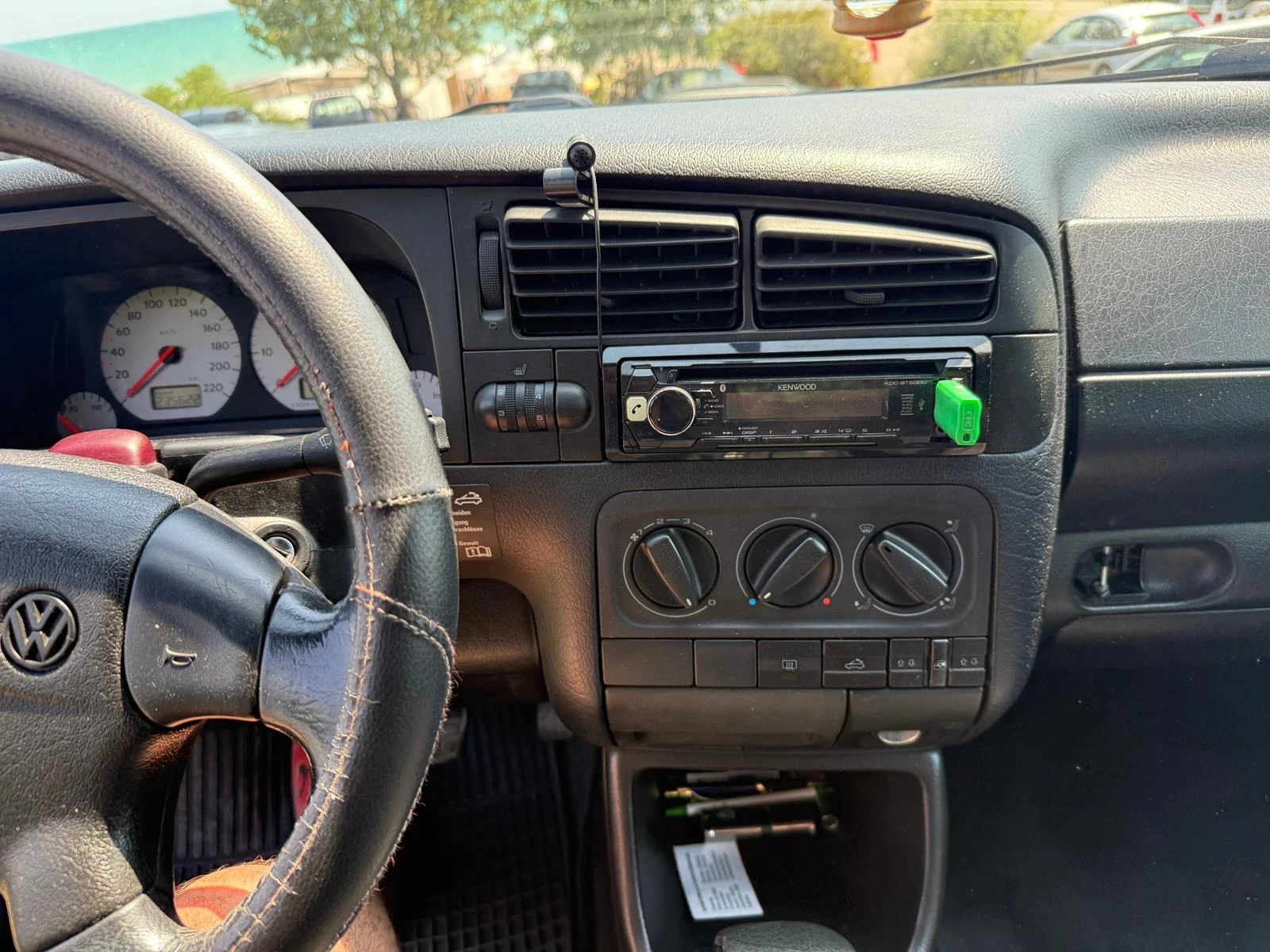 VW Golf 2.0 GTI 116 k.s - изображение 8