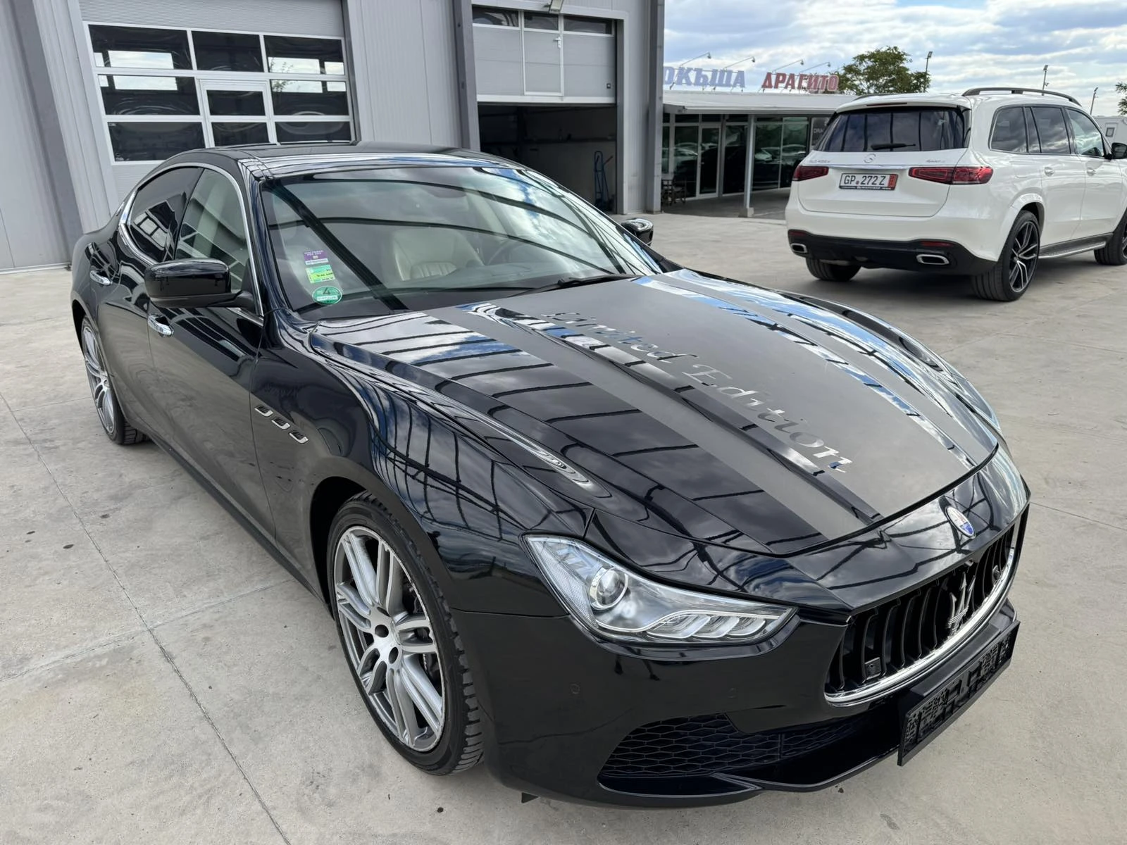 Maserati Ghibli 3.0* 350ps* 140хл.км* КОЖА* НАВИ* КАМЕРА - изображение 7