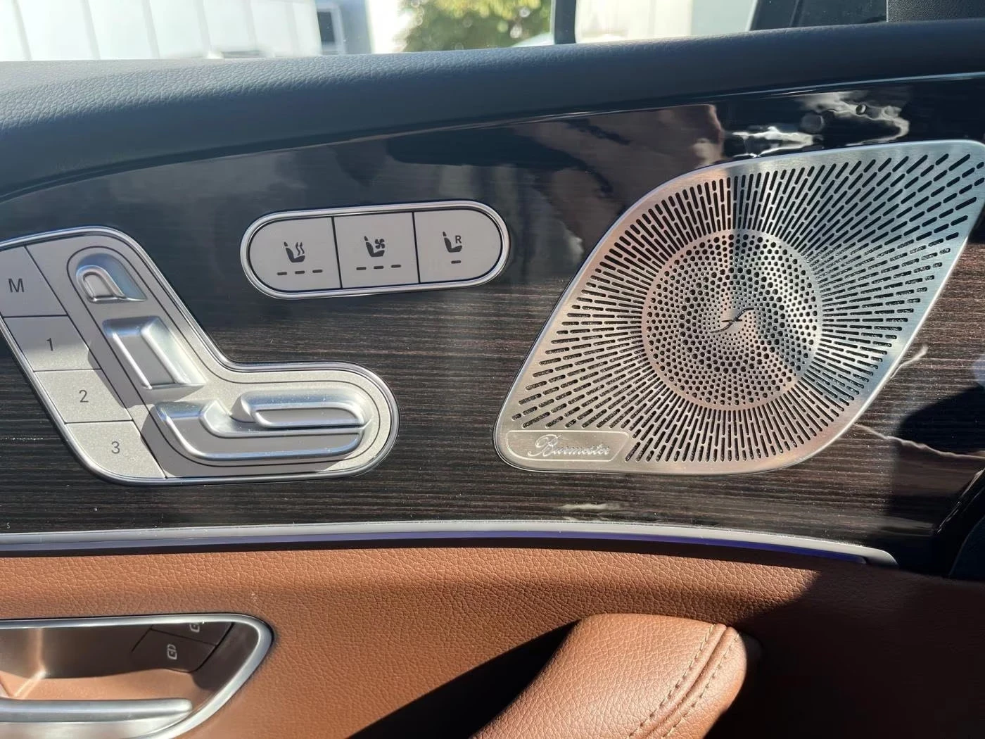 Mercedes-Benz GLS 450 AMG/381HP/PANO/7S/BURM/HUD/360/MEMO/NAVI/405g - изображение 10