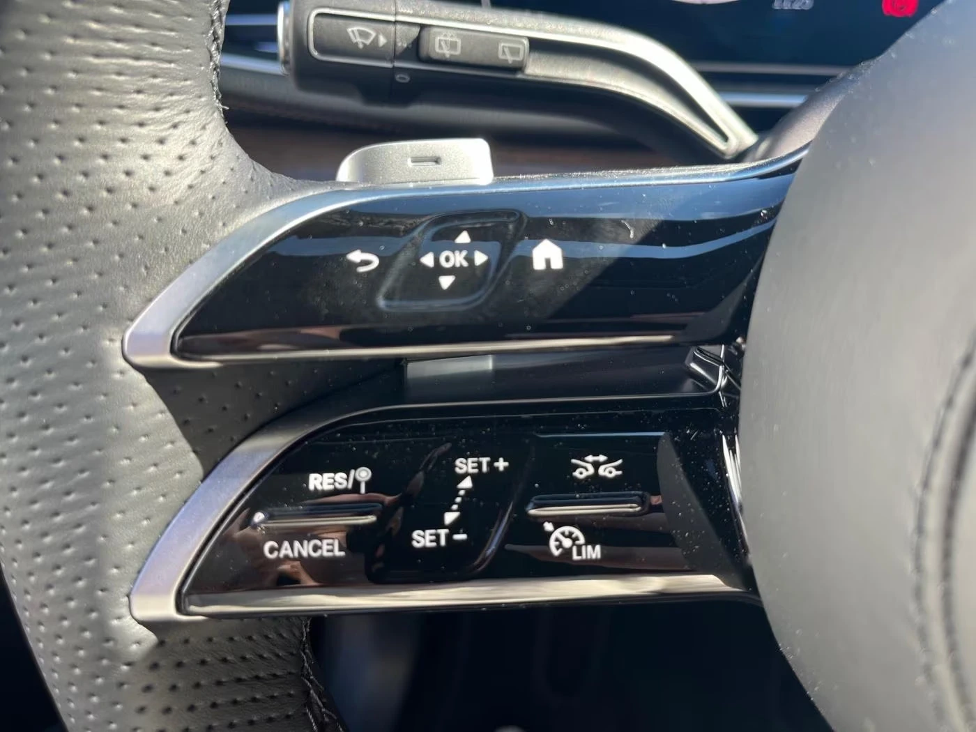 Mercedes-Benz GLS 450 AMG/381HP/PANO/7S/BURM/HUD/360/MEMO/NAVI/405g - изображение 6