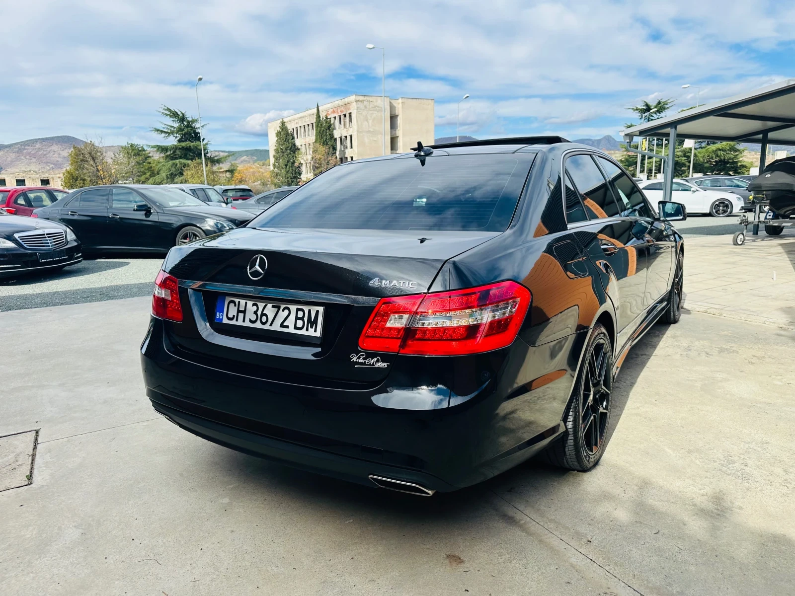 Mercedes-Benz E 500 AMG-пакет/4-matik/Distronic/Панорама/Камера - изображение 5