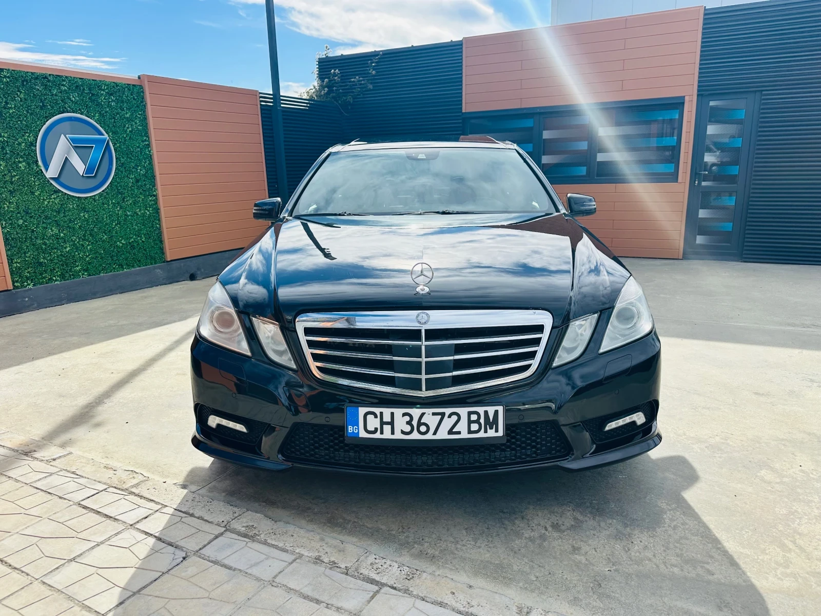 Mercedes-Benz E 500 AMG-пакет/4-matik/Distronic/Панорама/Камера - изображение 2