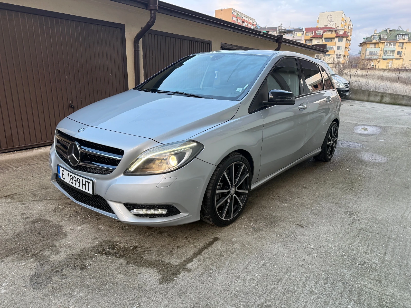 Mercedes-Benz B 220 AVTOMATIK - изображение 5