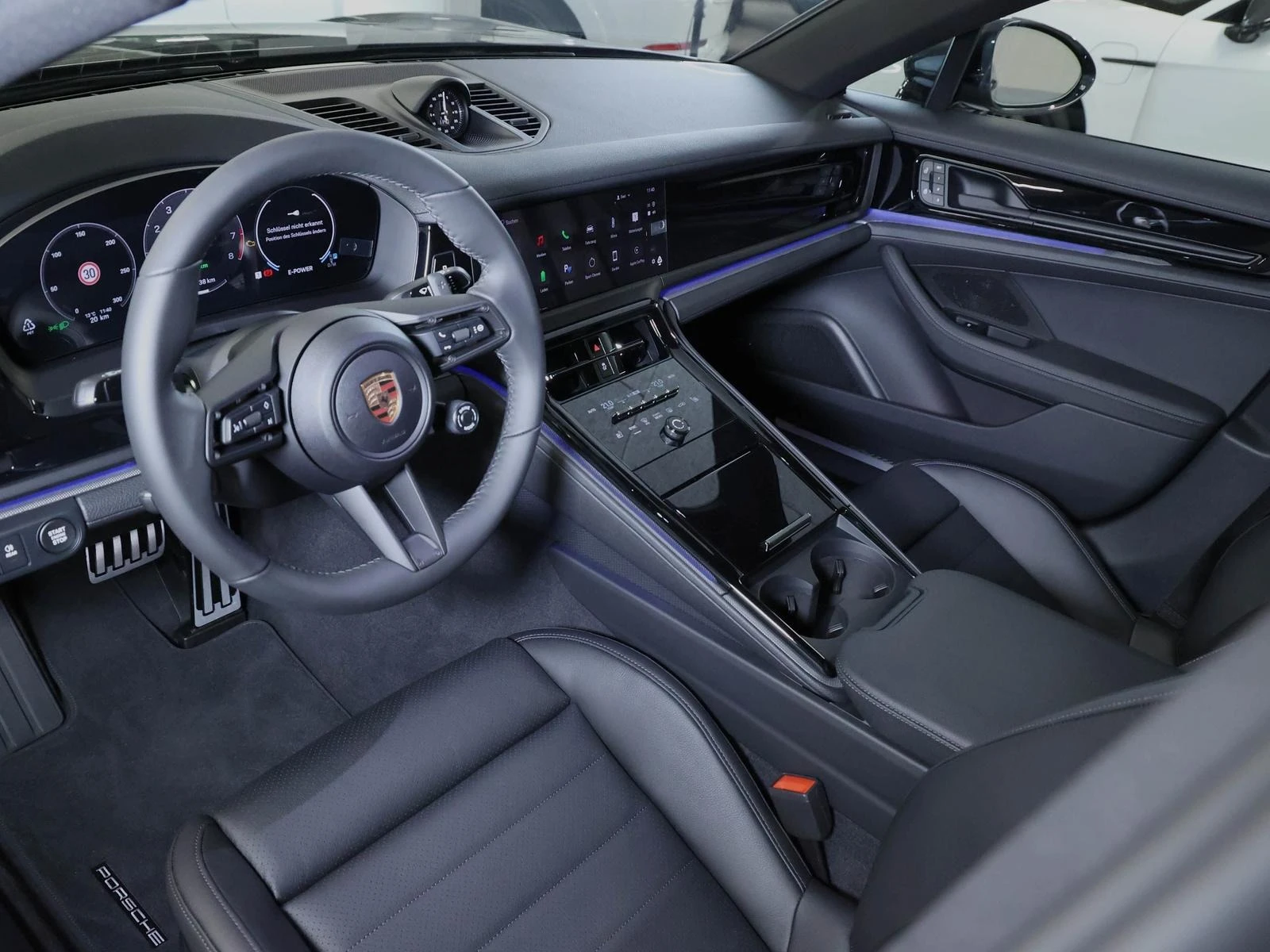 Porsche Panamera 4S E-HYBRID BOSE CHRONO MATRIX - изображение 10