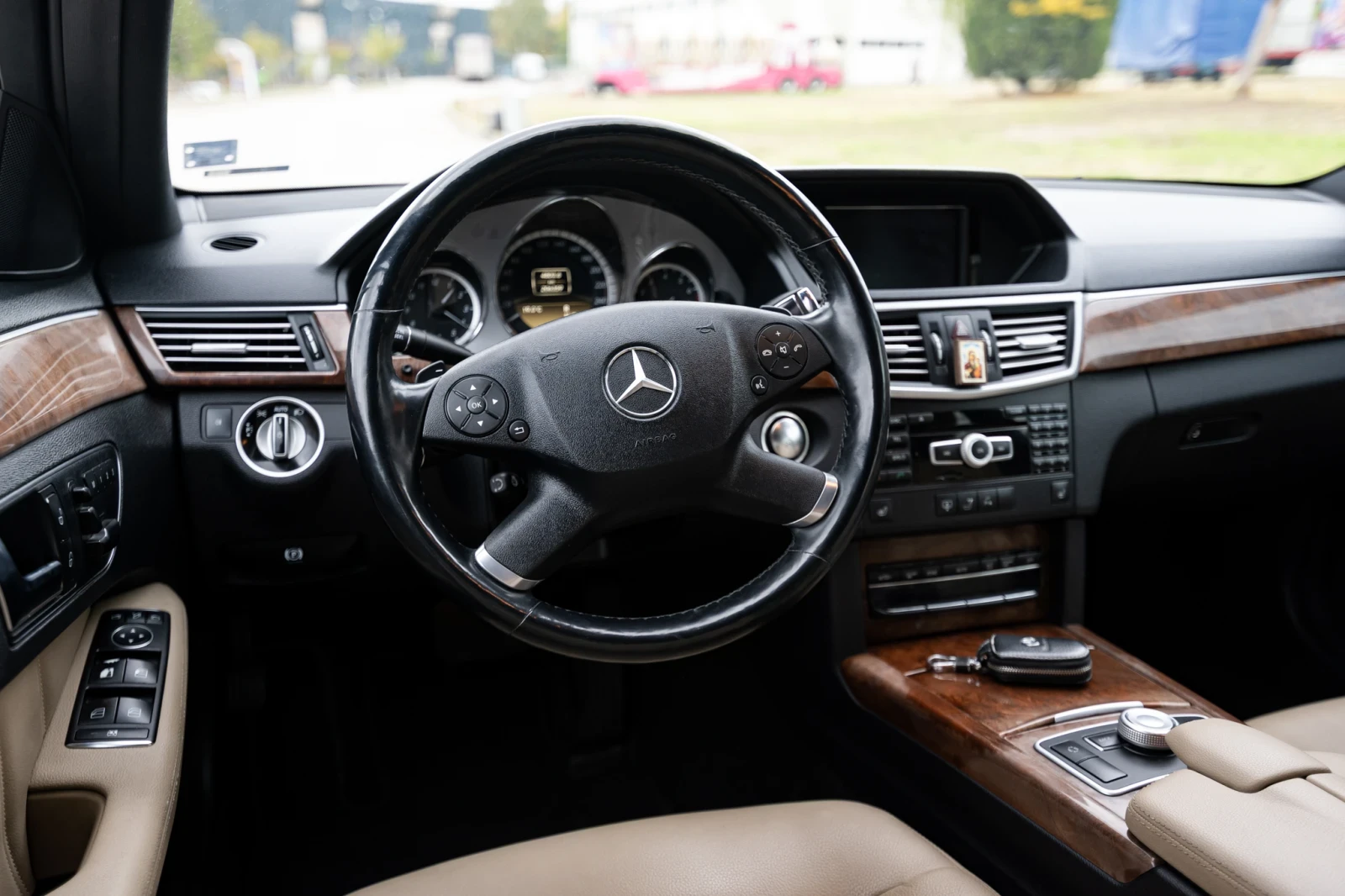 Mercedes-Benz E 300 W212 E300 4Matic V6 AMG  | Mobile.bg � ����������� 9