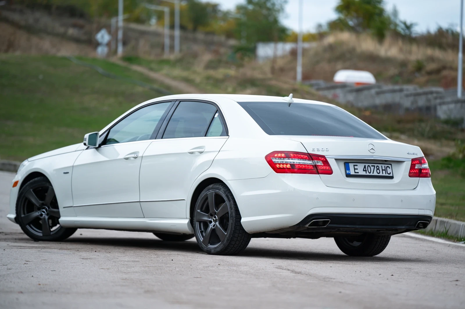 Mercedes-Benz E 300 W212 E300 4Matic V6 AMG  | Mobile.bg � ����������� 4
