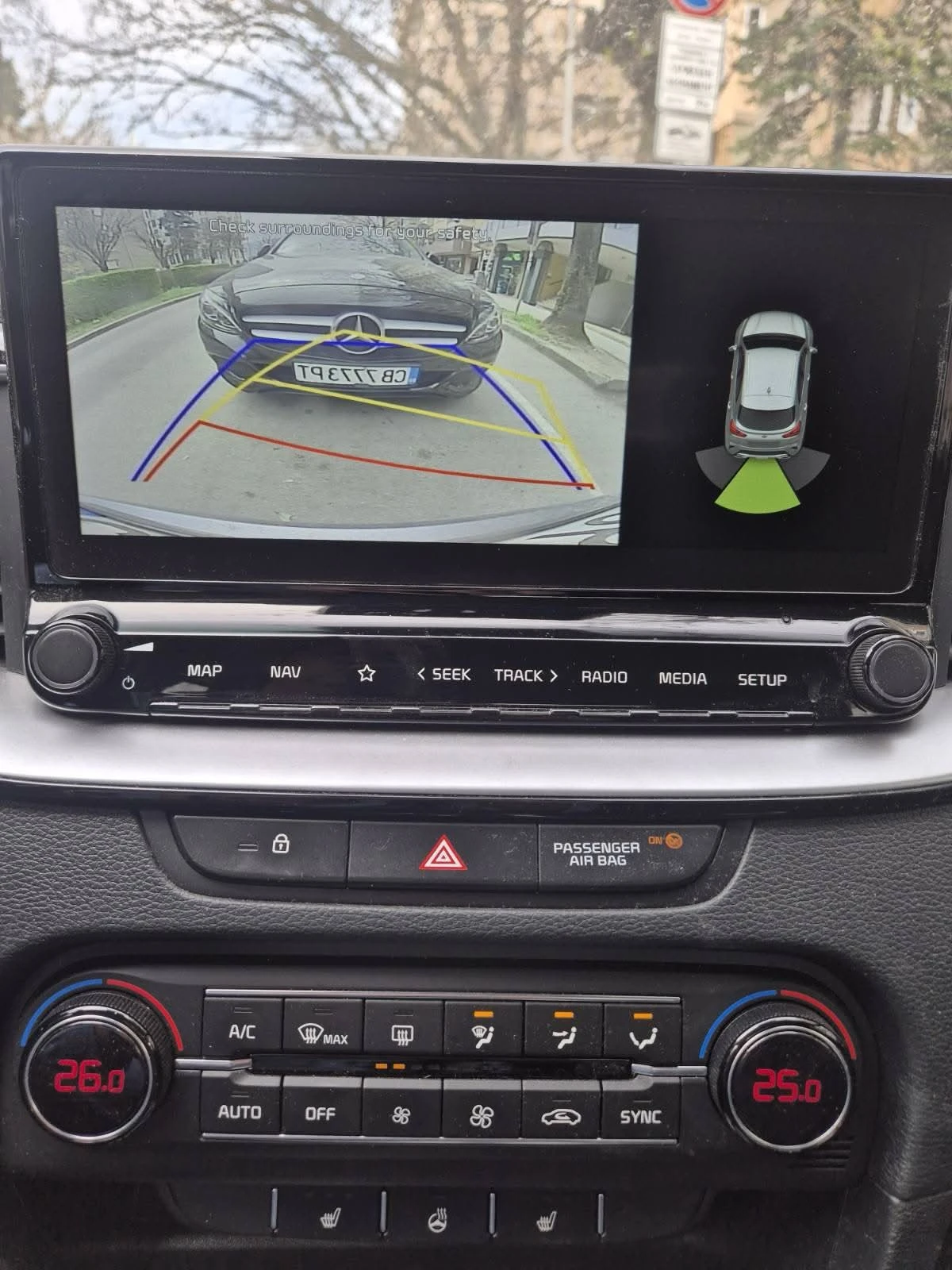 Kia XCeed 1.6 CRDI, снимка 9 - Автомобили и джипове - 54231116