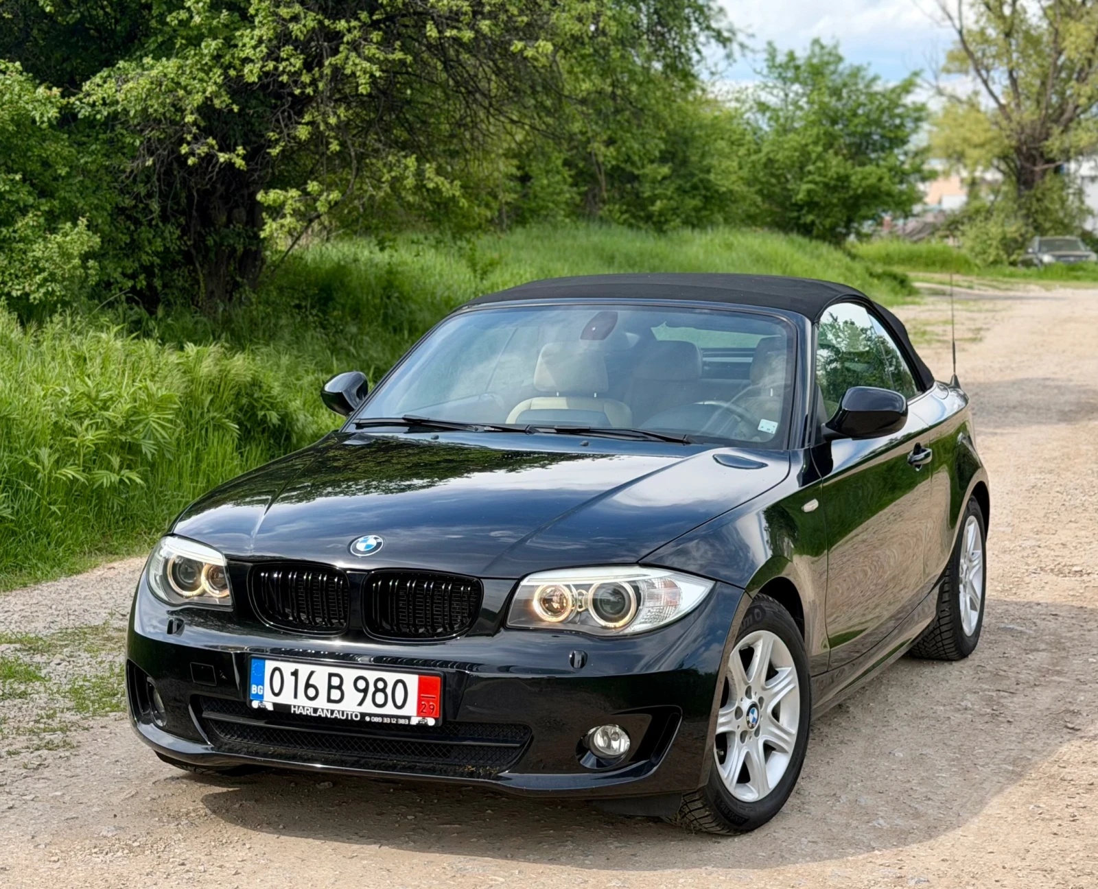 BMW 120 D  Facelift Automatic Кожа Нави Сервизна История, снимка 11 - Автомобили и джипове - 54448852