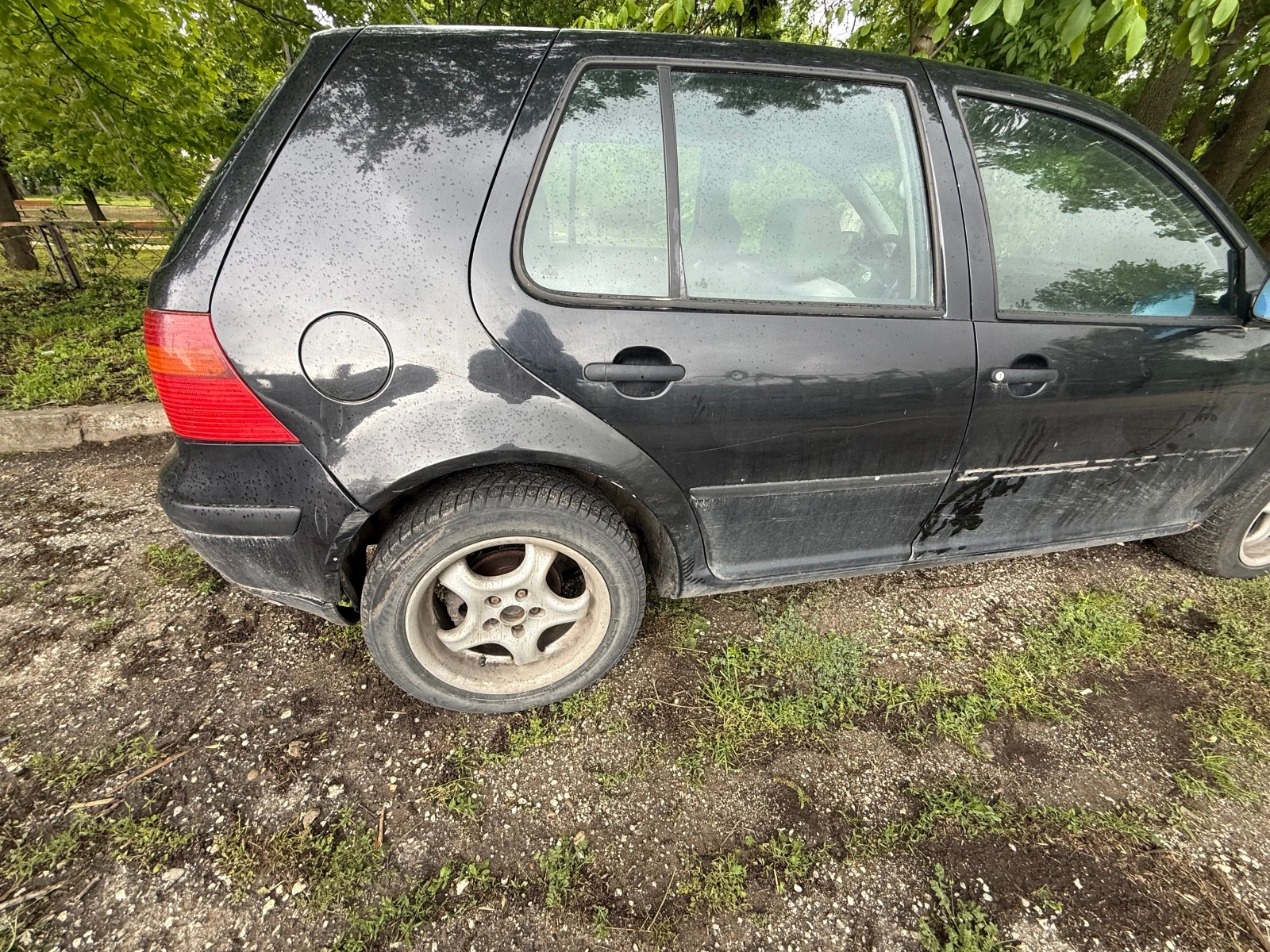 VW Golf 4 2.0 газ бензин, снимка 3 - Автомобили и джипове - 54612726
