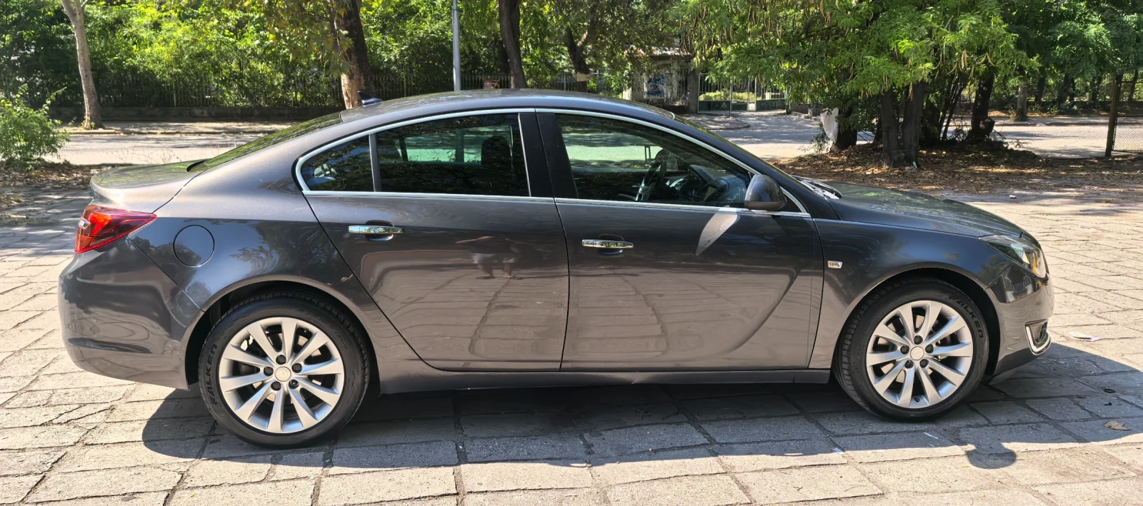 Opel Insignia, снимка 3 - Автомобили и джипове - 55094628