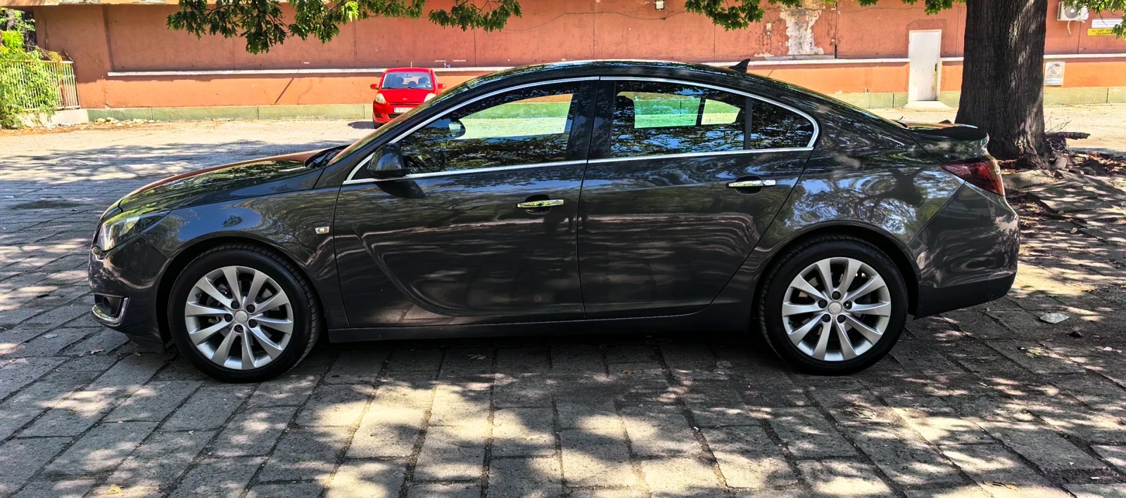 Opel Insignia, снимка 11 - Автомобили и джипове - 55094628