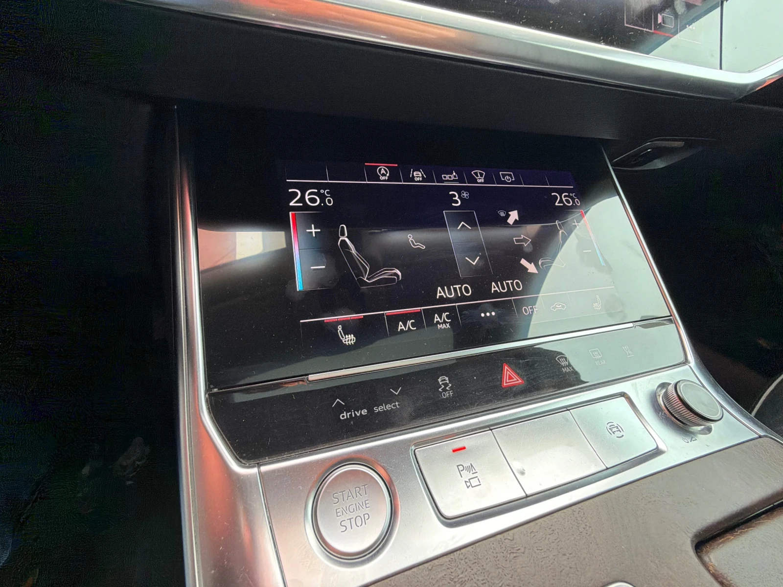 Audi A6 SLINE* PLUS* ПАНОРАМА* ДИГИТАЛ* LASSER* БАРТЕР, снимка 16 - Автомобили и джипове - 54965615
